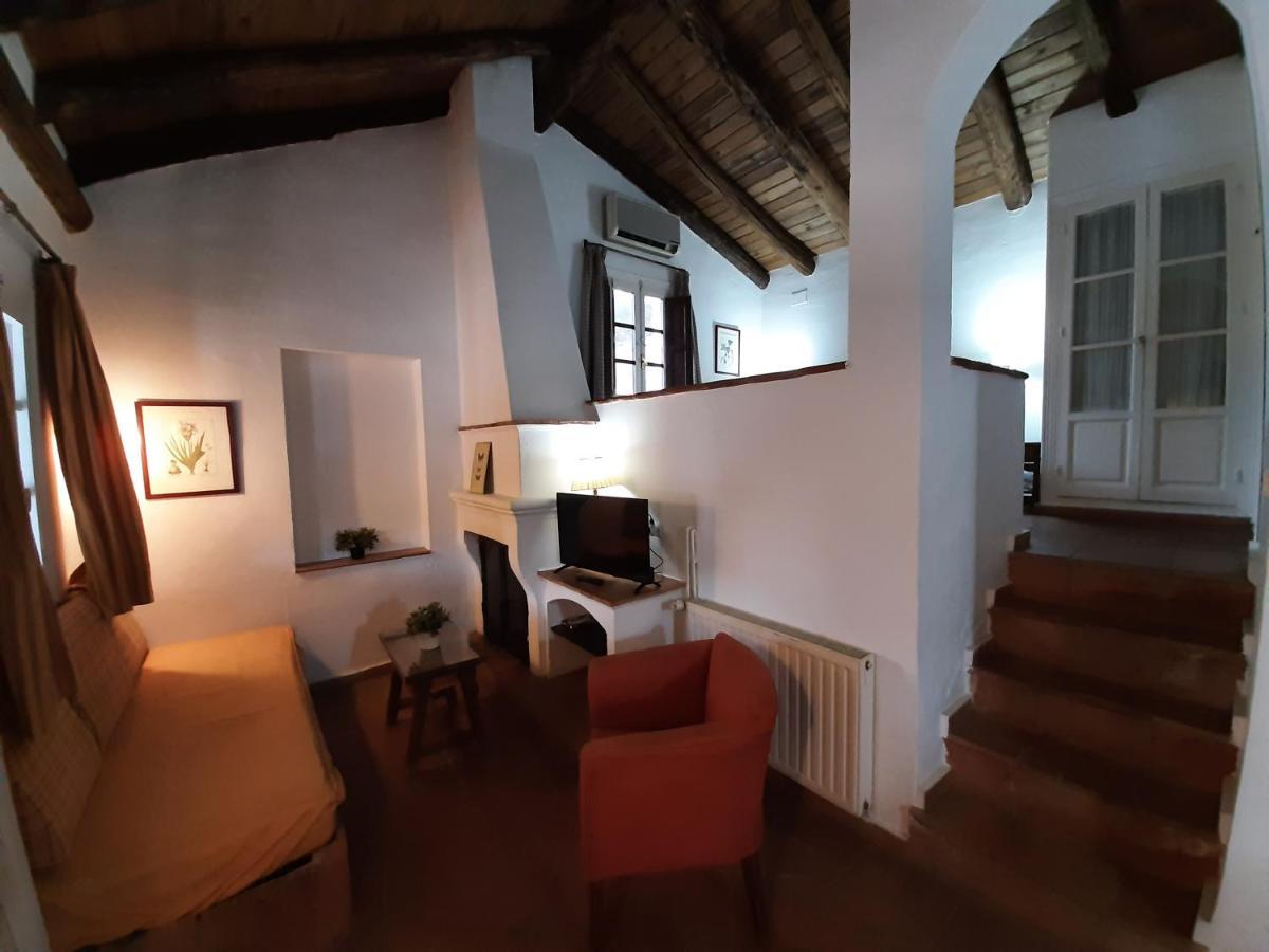 Finca Valbono Apartamentos Rurales Y Hotel Aracena Exteriör bild