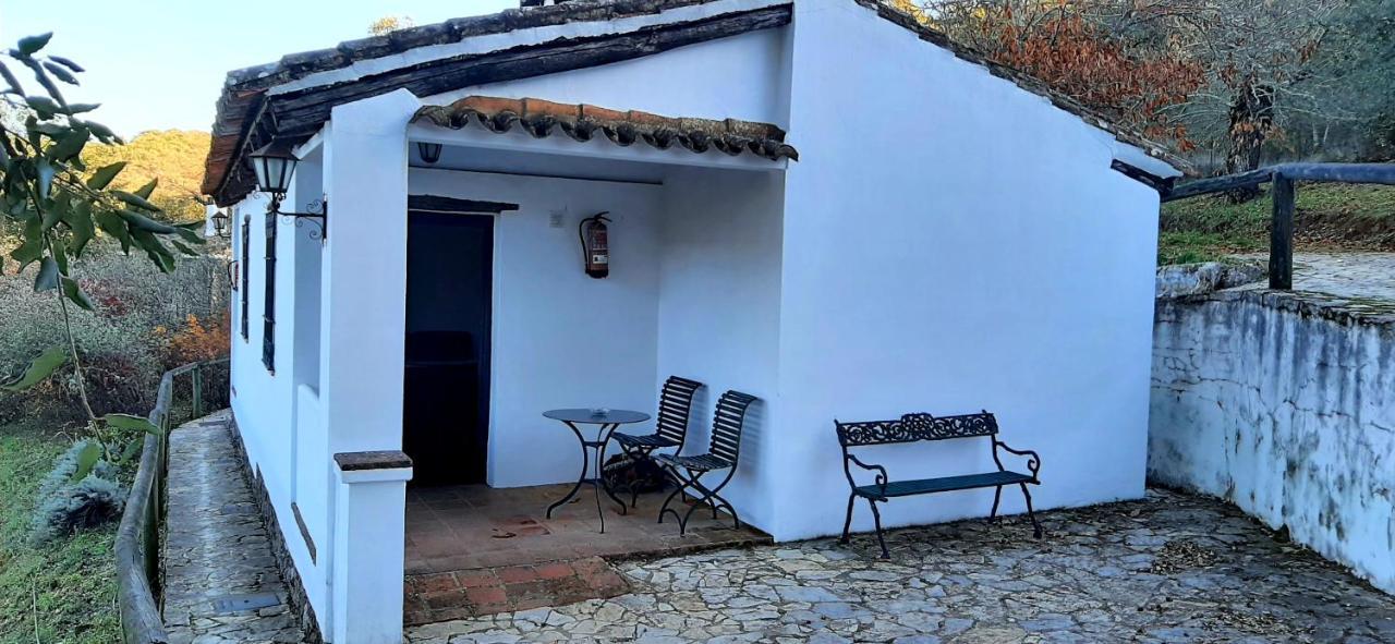 Finca Valbono Apartamentos Rurales Y Hotel Aracena Exteriör bild