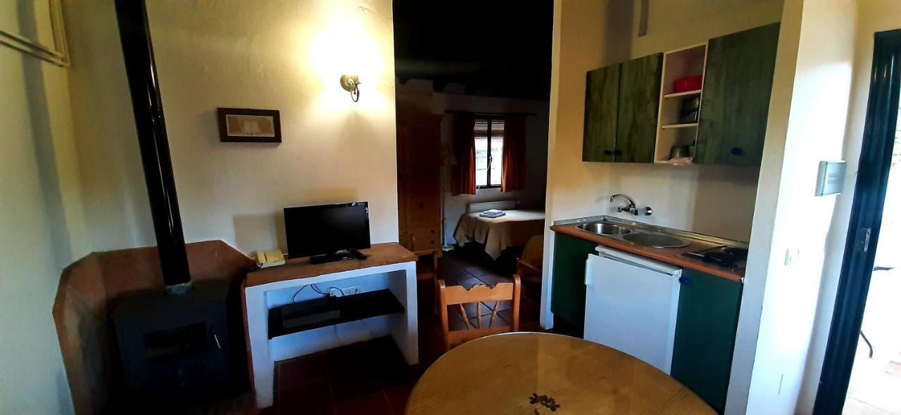 Finca Valbono Apartamentos Rurales Y Hotel Aracena Exteriör bild